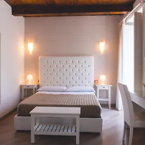 *** Nocleg ze śniadaniem Fata34 Luxury Włochy